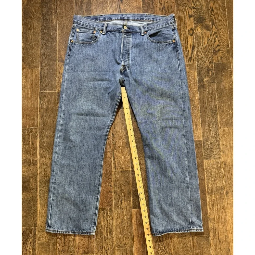 Levi's 501 Blue Jeans Men's Size W38xL29 Straight Leg Button Fly Denim Mid Rise